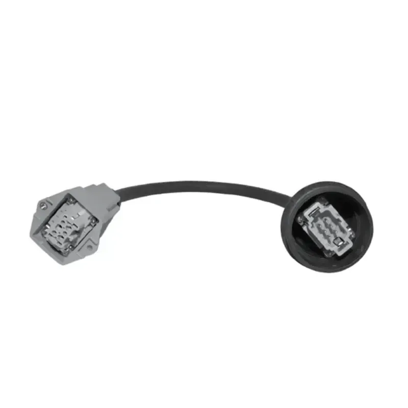 Diagrama técnico del conector SCUD de 6 pines con grado de protección IP68 para acoplamiento de bombas trituradoras en paneles de control preexistentes